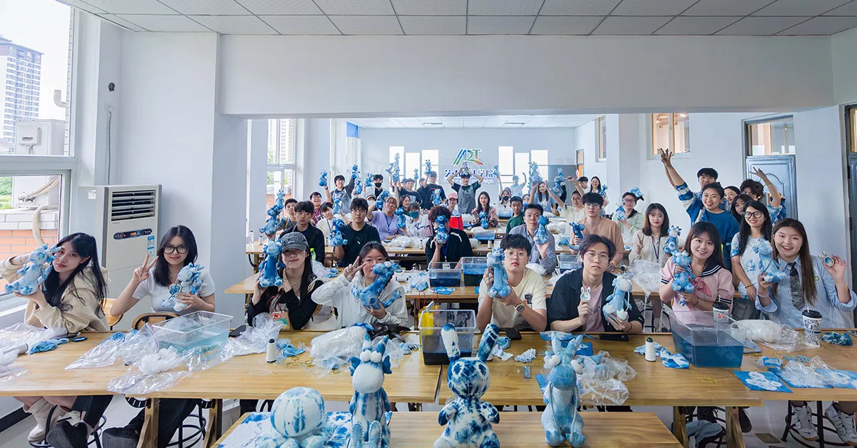 香港都會大學李嘉誠專業進修學院  四大重點高級文憑課程接軌國際專業知識潮流